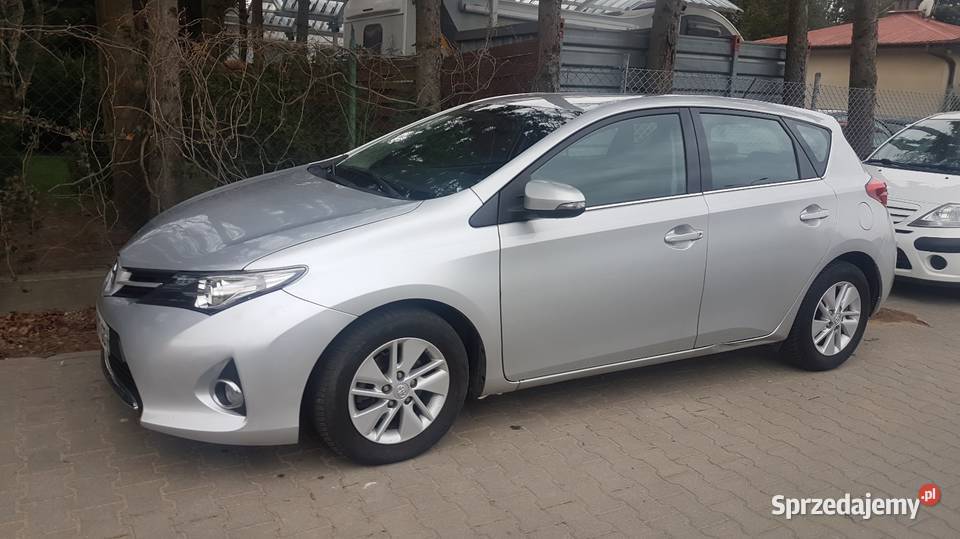Toyota Auris Hybryda 100KM Warszawa