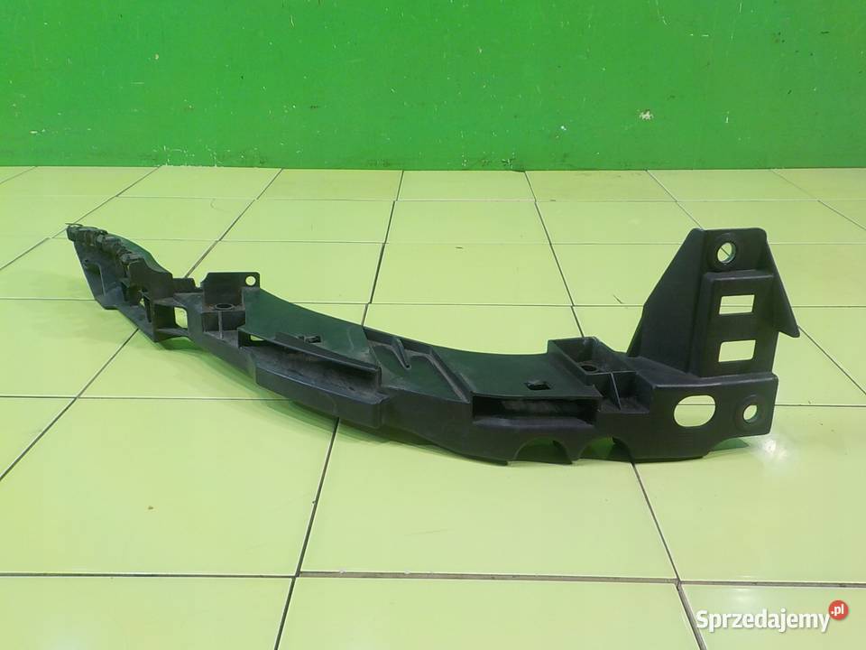 VW POLO V 6R 14 B 11r slizg pod lampe prawy Lampy przednie Suków