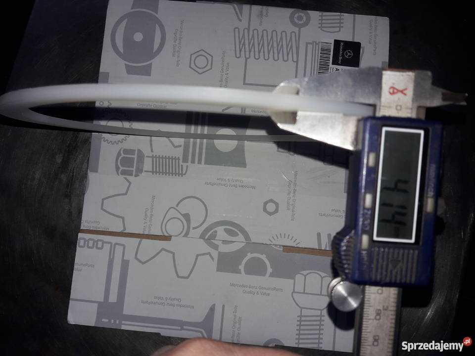 3853310680 Zgarniacz uszczelniacz Mercedes 4x4 ciężarowe Częstochowa