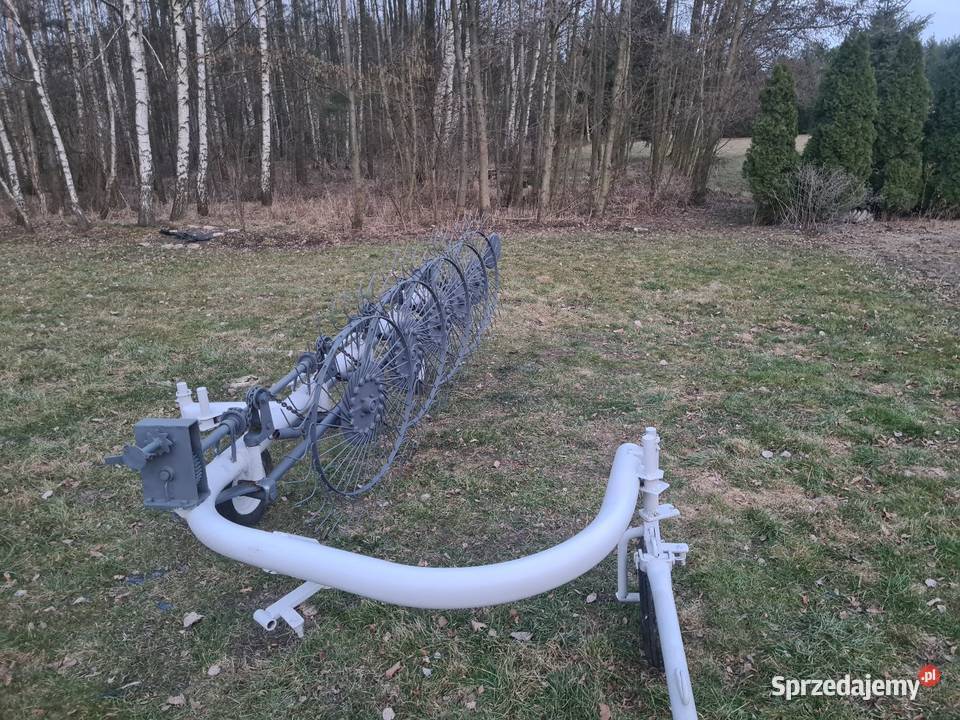 Zgrabiarka gwiazdowa Mzurowa