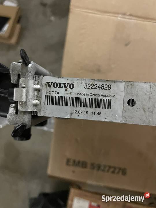 Volvo S90 V90 II chłodnica 32224829 osobowe Chłodnie wody Kozubszczyzna