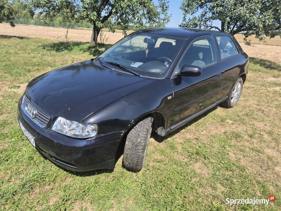 Audi a3 8l 16 benzyna manualna Jawidz