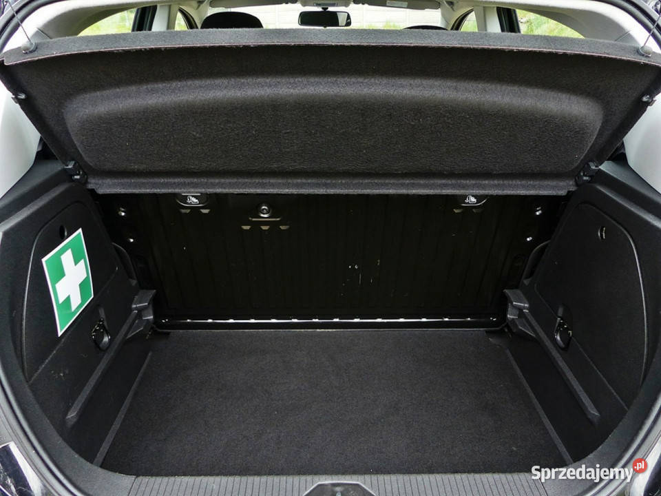 Opel Corsa 12 16V SELECTIONKlimaElektrykaAluMały komputer pokładowy Corsa Piła