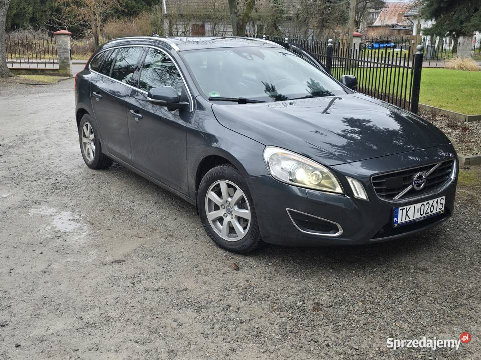 VOLVO V60 D3 163 2012 nieuszkodzony Gorzyce