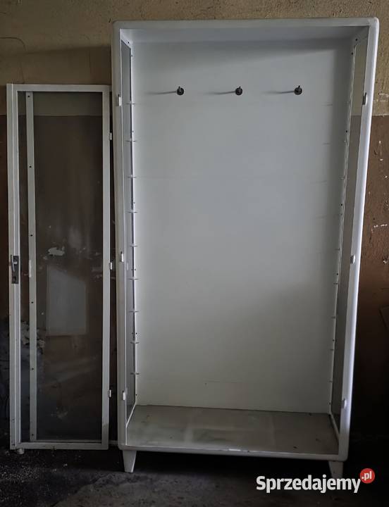 Metalowa witryna z szybami PRL Kraków