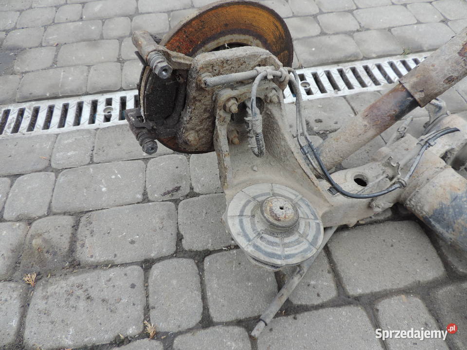 OŚ TYŁ BELKA OPEL ZAFIRA B Motoryzacja małopolskie Nowy Sącz