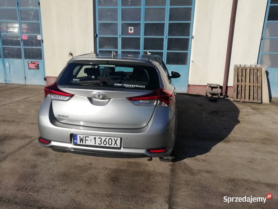 TOYOTA AURIS II LIFT 2017 1330cm3 Warszawa sprzedam