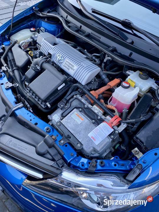 Zjawiskowa Toyota Auris 18 Hybryda z polskiego 99KM Marki