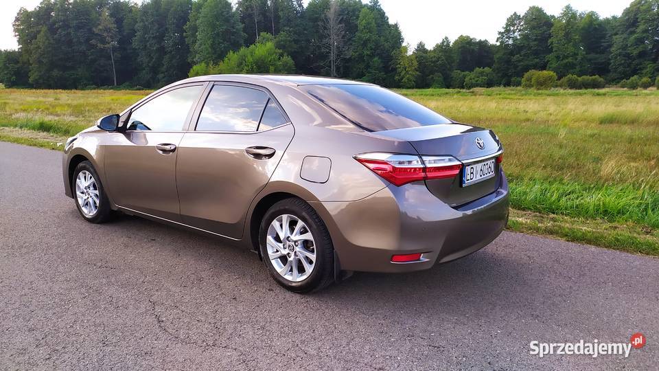 Toyota Corolla E18 2016r 16 132 LPGbenzyna 132KM Międzyrzec Podlaski sprzedam