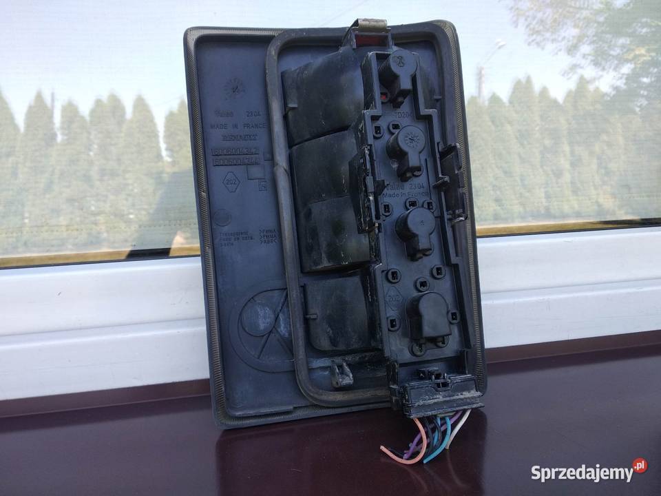 Renault Trafic I 1 lampa tył tylna lewa wkład osobowe łódzkie sprzedam