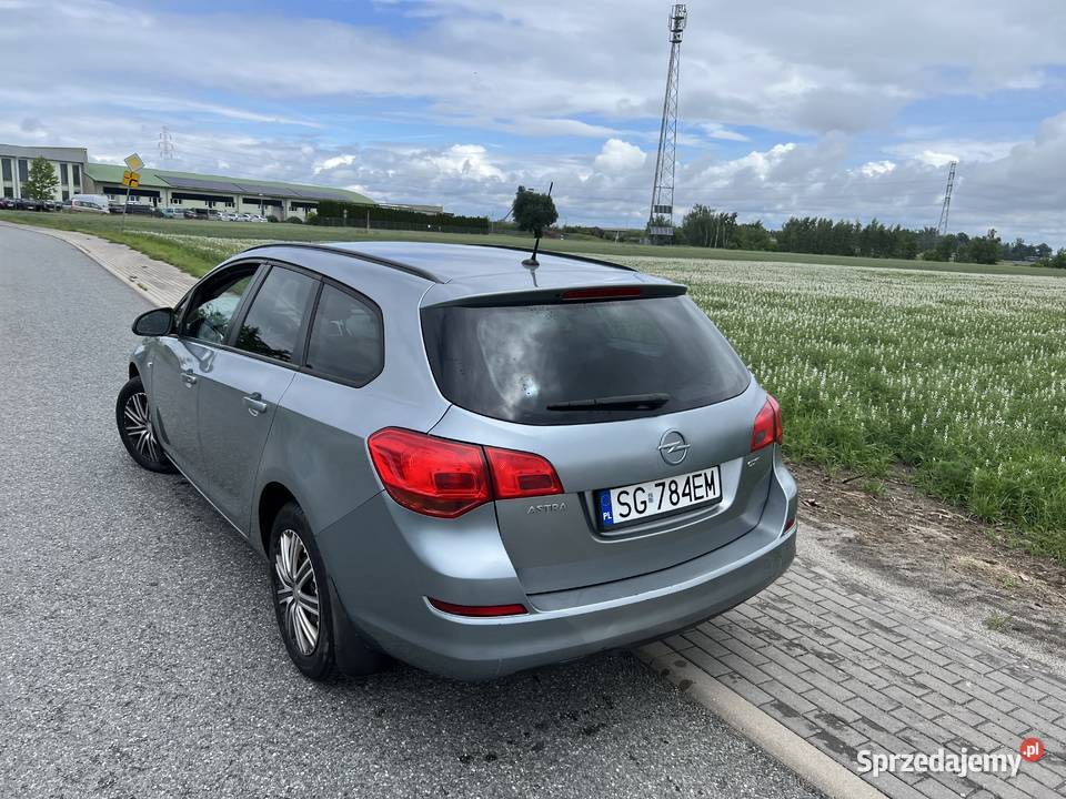 Sprzedam samochód Marki Opel Astra J