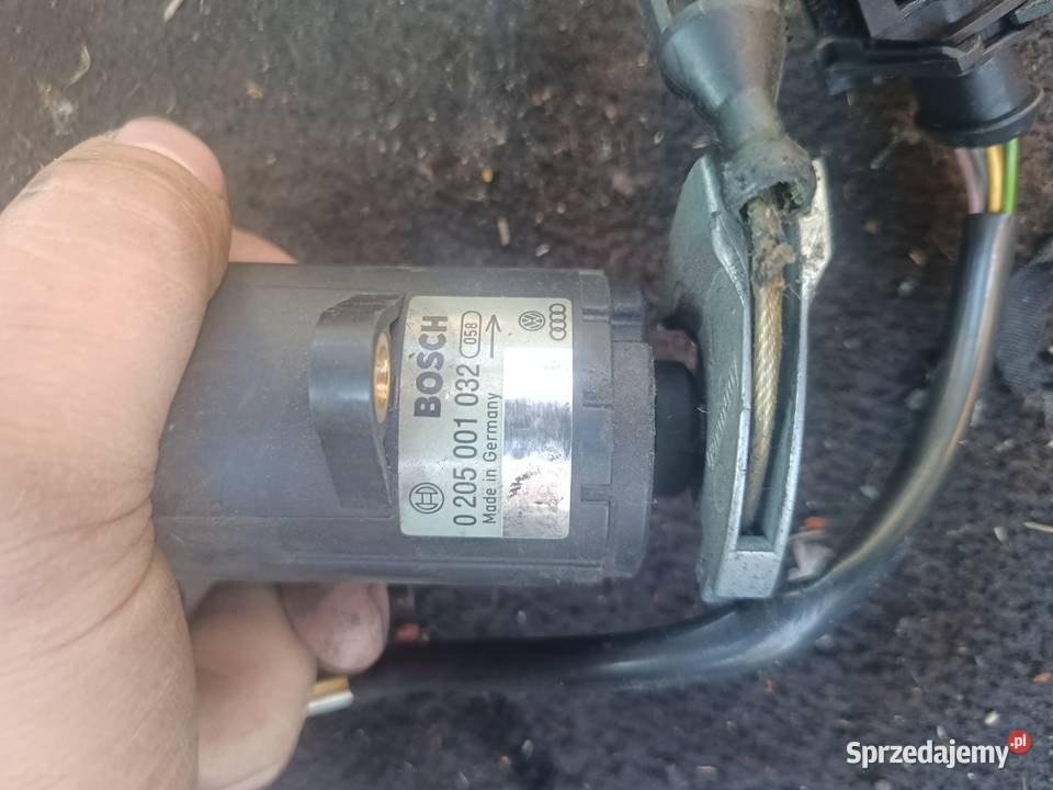Regulacja Gazu 0 205 001 032 Bosch Audi A4 B5 Myszków