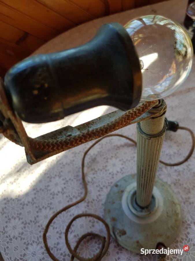 PrzedwojennaZabytkowa działająca lampa stojąca Barlinek