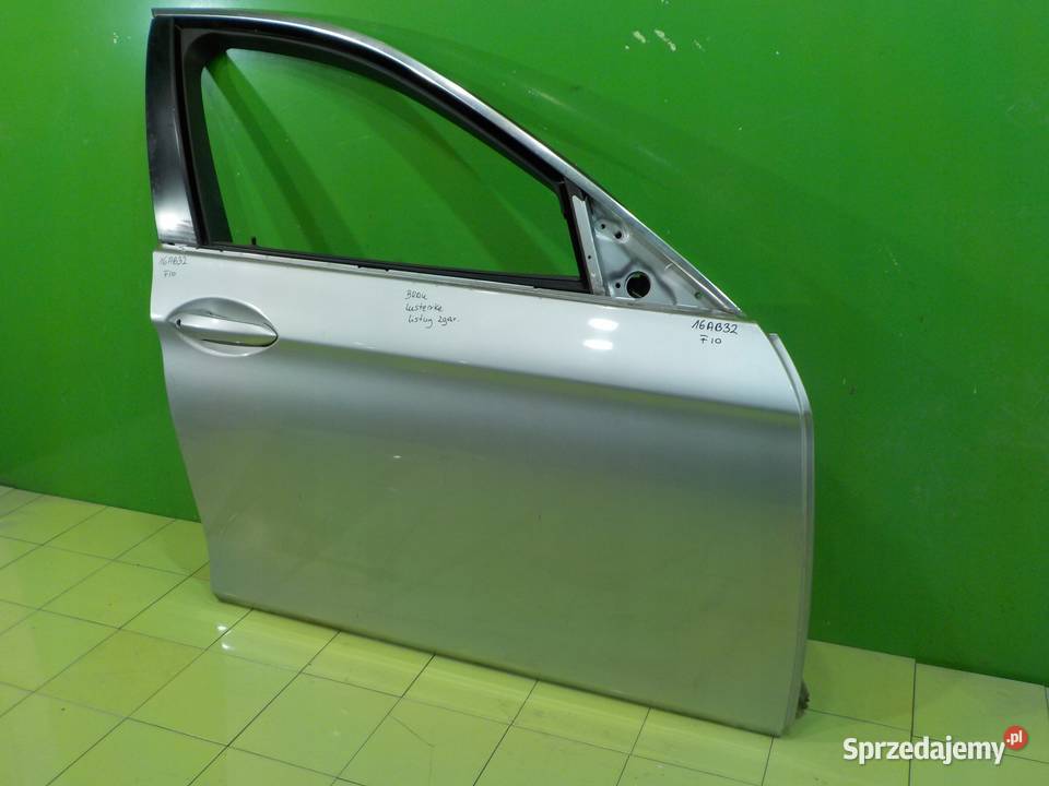 BMW 5 F10 20 D 11r SEDAN 4D drzwi prawe przod osobowe mazowieckie Suków