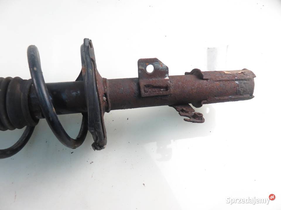 MCPERSON PRAWY PRZEDNI TOYOTA AVENSIS VERSO 20 D małopolskie