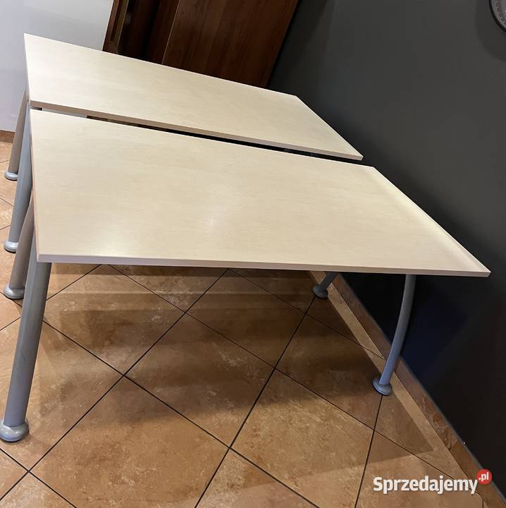 stoły konferencyjne firmy NowyStyl Pszczyna