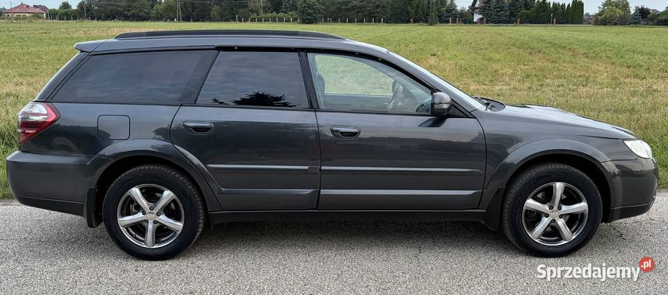 SUBARU Outback niski przebieg 183 Wyposażenie grafitowy Warszawa
