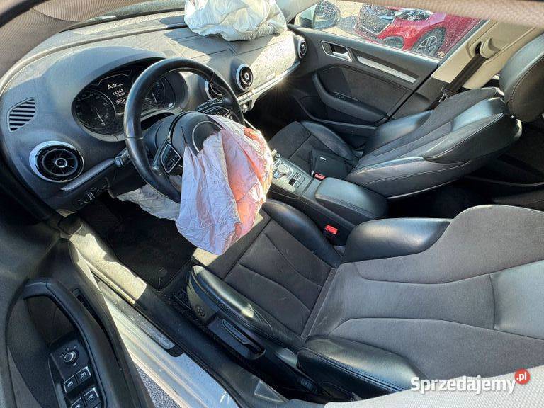 Audi A3 ETron Hybryda uszkodzony Olsztyn