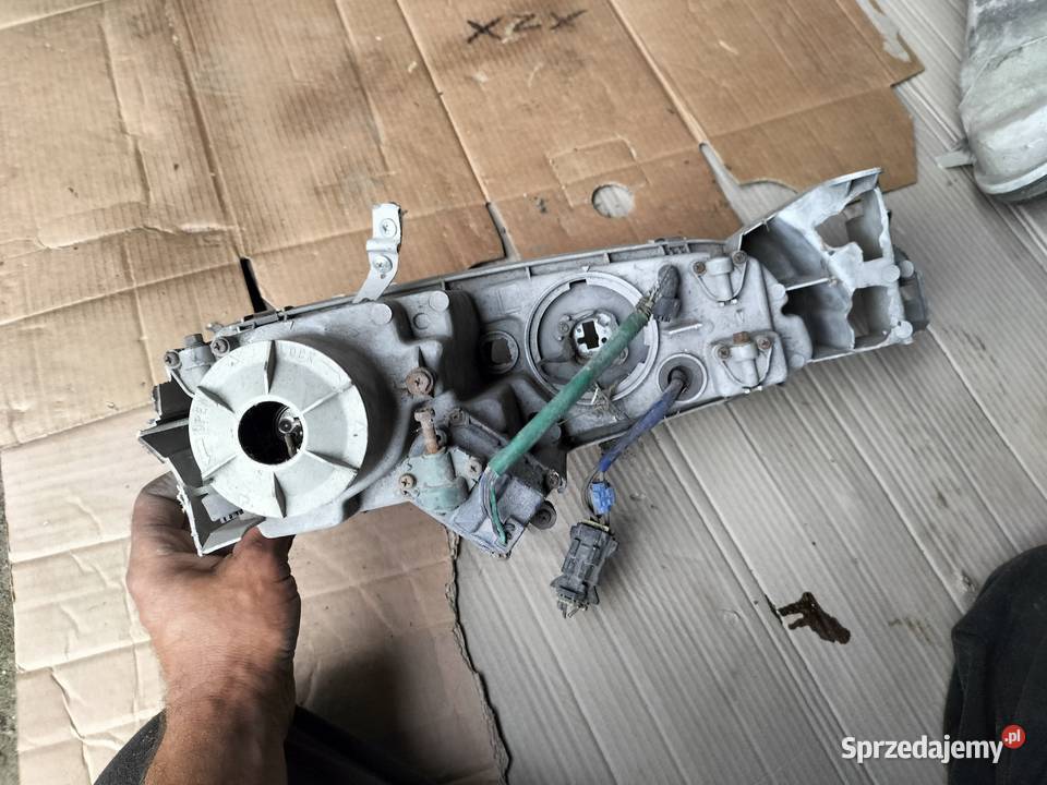 LAMPA PRZÓD PRZEDNIA LEWA MAZDA 626 GE Kamień-Kolonia sprzedam