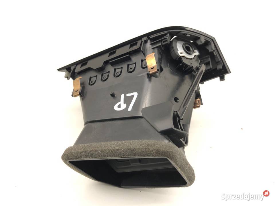 KRATKA NAWIEWU LEWY PRZÓD AUDI Q3 II 83B820901 osobowe