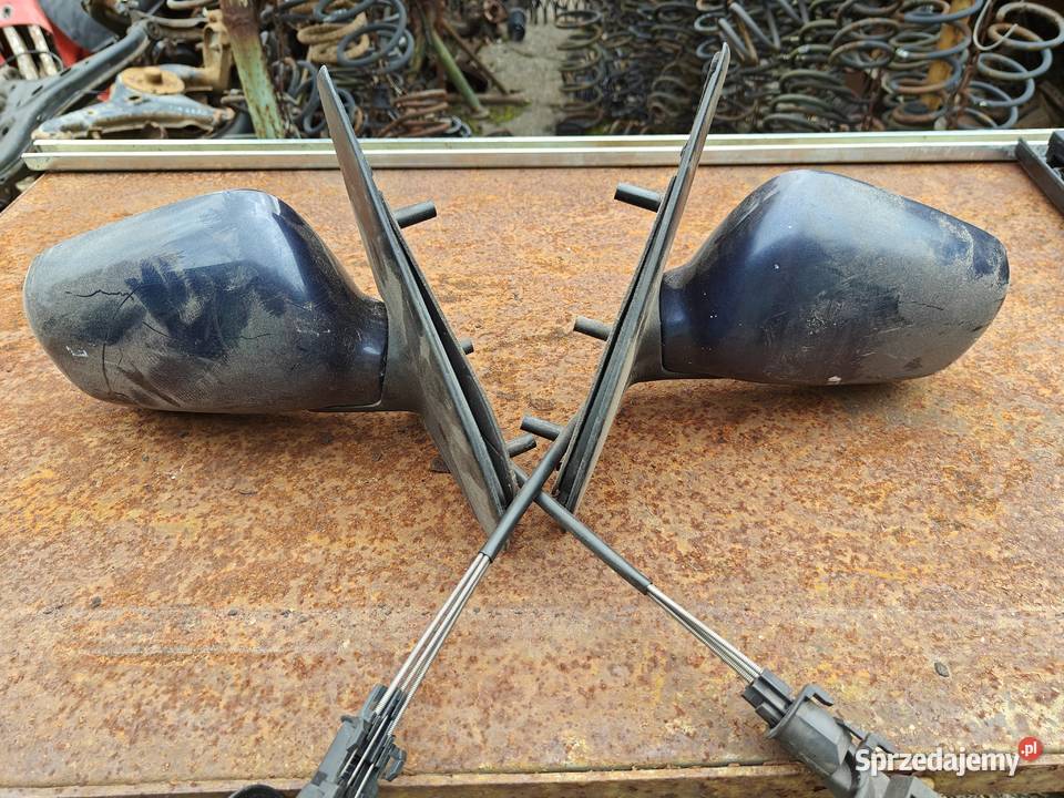 Lusterka golf 4 manualne mazowieckie Łagów