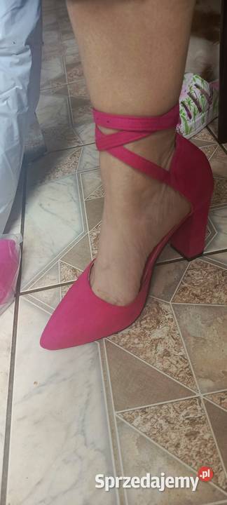 Buty kolor fuksja Zamość