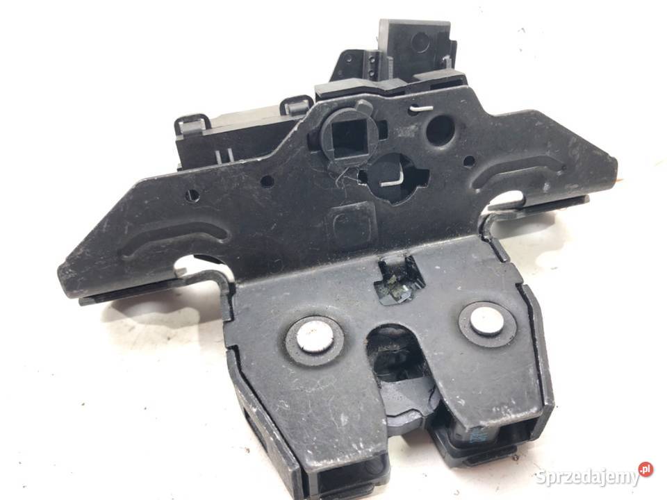 ZAMEK KLAPY TYŁ OPEL ASTRA J Kombi 0915