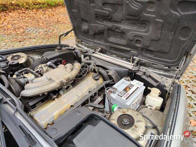 KLASYCZNE ZADBANE BMW e34 520i Lachs Silver Bytom