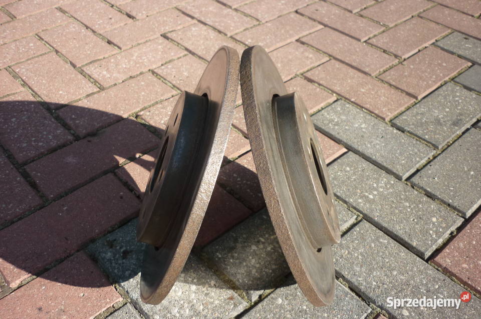 Tarcze klocki Ford Mondeo Mk3 Tył Rok produkcji 2004 Pobiedziska sprzedam