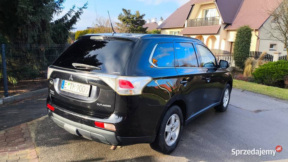 Mitsubishi Outlander 23 DID Intense 4WD 2013r Rzeszów