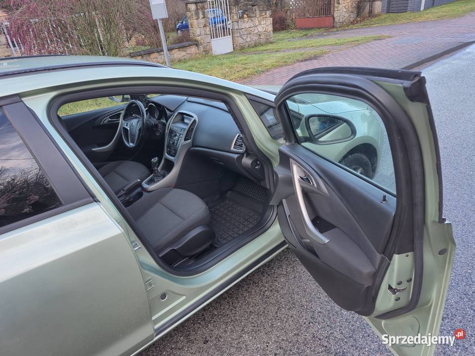 Opel Astra JW pełni sprawna Zadabana Opłacona Radomsko