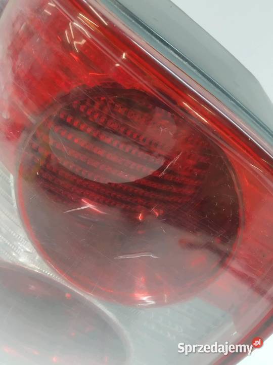LAMPA TYŁ LEWA KOMBI LIFT VW Volkswagen Passat V