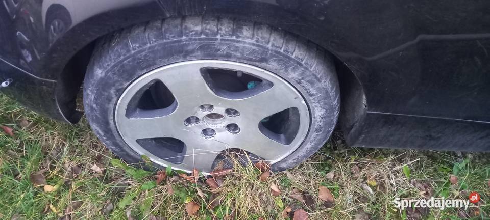 Audi TT 2010 20 TDI Quattro Schwarz na części sprzedam