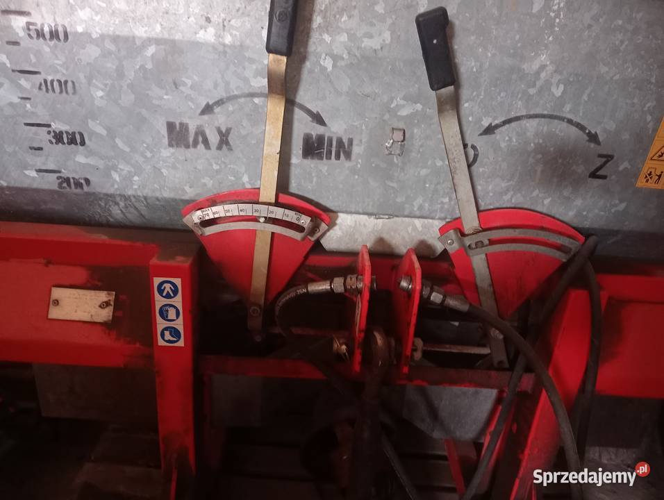 Rozsiewacz do nawozu nieuszkodzony Golina-Kolonia