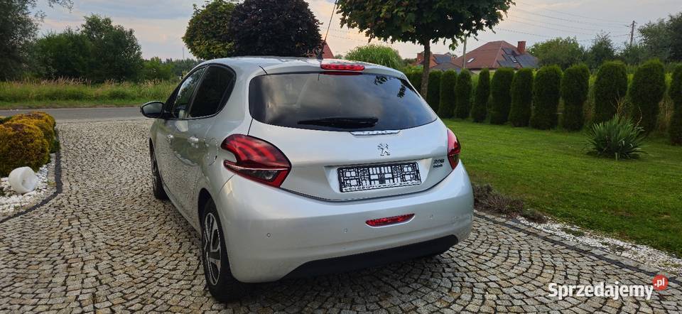 Peugeot 208 12 PureTech zadbany centralny zamek małopolskie