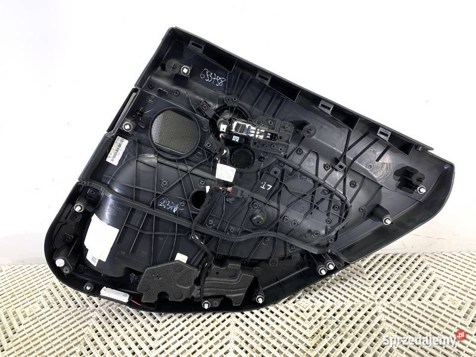 BOCZEK DRZWI LEWY TYŁ MINI CLUBMAN F54 Hatchback