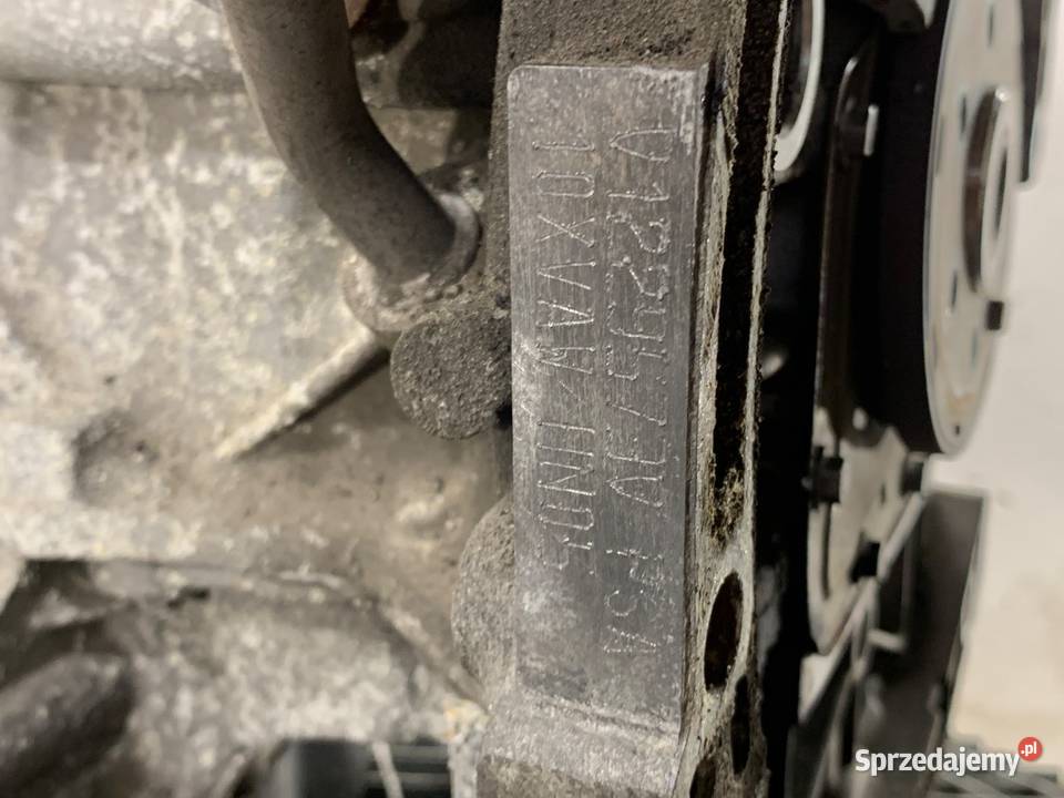 SILNIK PEUGEOT 12 110 HNP 1321 308 II