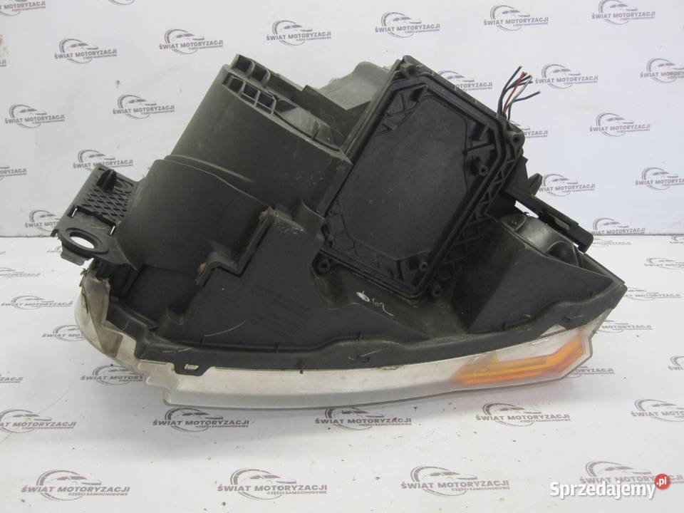 LAND ROVER DISCOVERY 08r lampa prawa przód Kielce