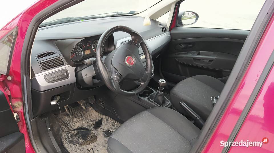 Fiat Grande Punto 14 77 piękny czerwony kolor podkarpackie Rzeszów