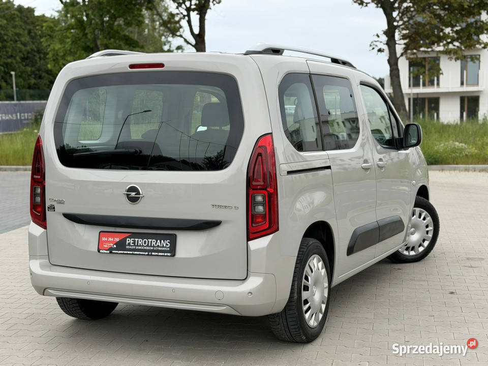 Opel Combo Life 15 102 Tempomat Asytent Pasa lakier metallic Mrągowo