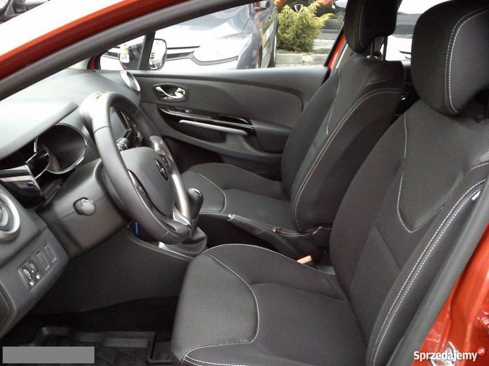 Renault Clio czerwony 4/5