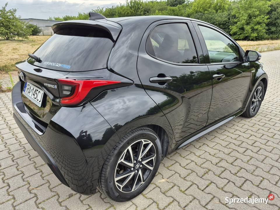 Toyota Yaris Hybryda 116 Salon Polska Wielka Wieś