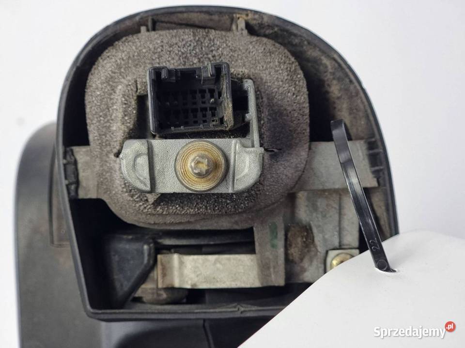 LUSTERKO PRAWE OPEL VIVARO II Lipno