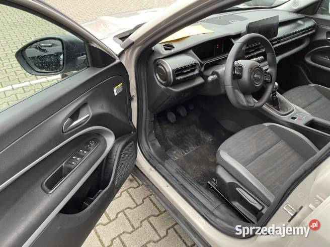 JEEP AVENGER 2023 119900 ccm 100