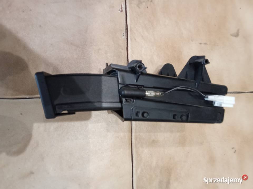 Nissan Primera P12 popielniczka orginal Wrocław