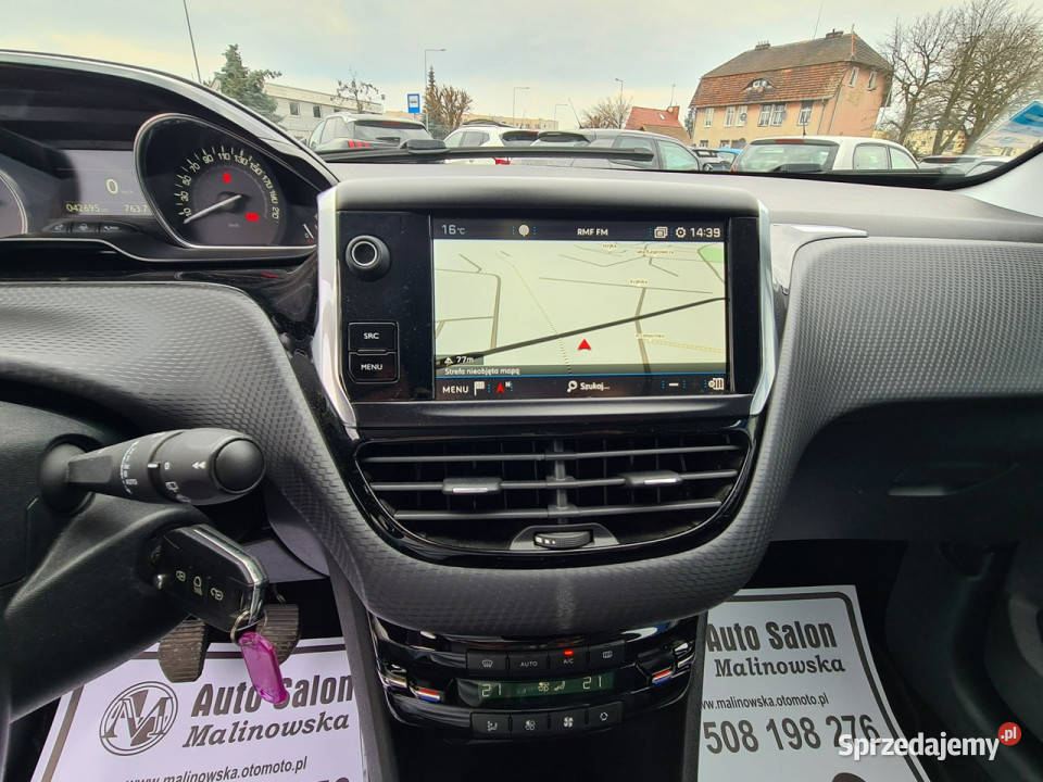 Peugeot 2008 42 Navi PDC Kamera Led Grip Control 42000km Wągrowiec