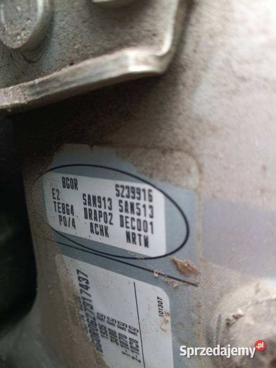 Błotnik prawy przód Laguna 2 Teb64 Części samochodowe Działdowo sprzedam