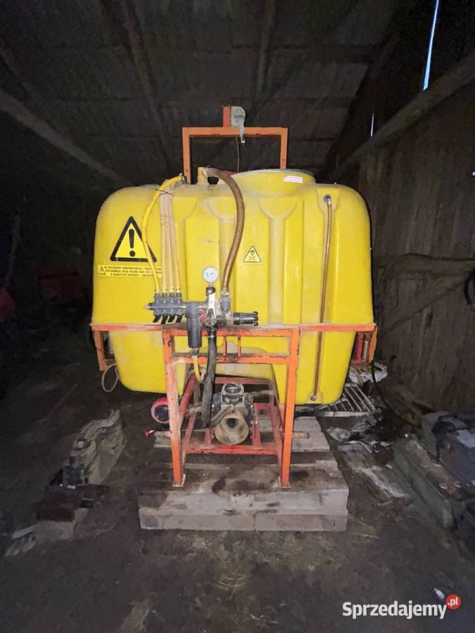 Opryskiwacz Agromax 600l zasięg 12m lubelskie Koniuchy