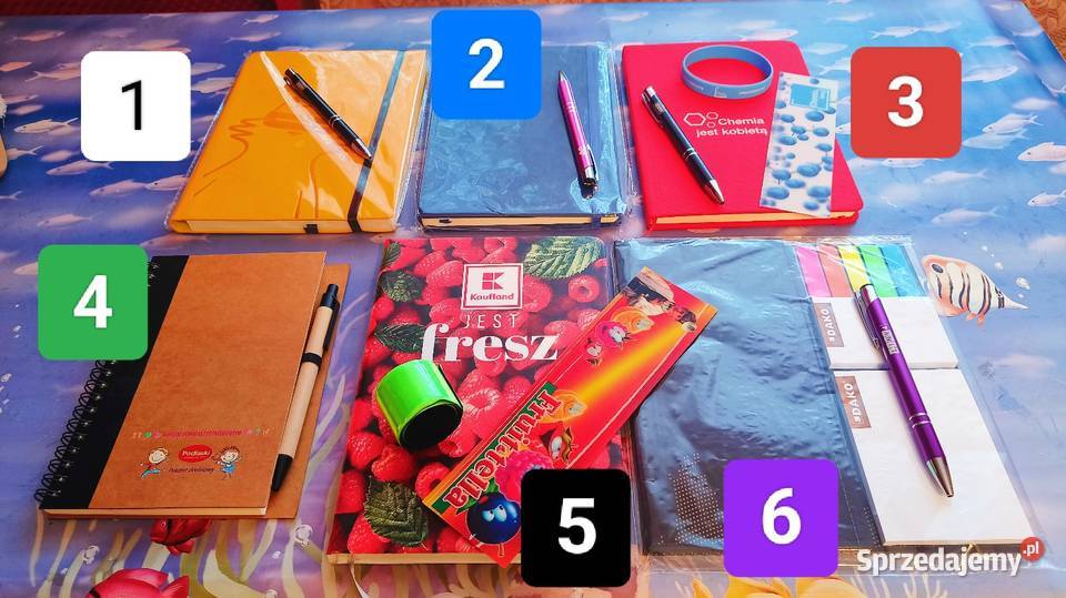 Notesy kolorowe długopisy linijki itp Zawory sprzedam
