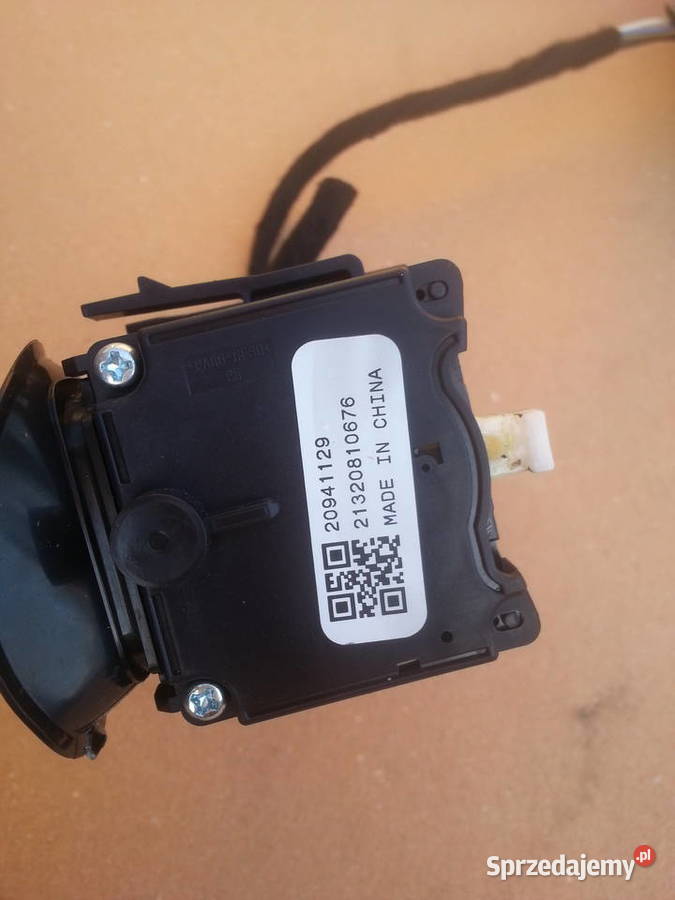 manetka kierunkowskazów 20941129 Insignia łódzkie Brzeziny